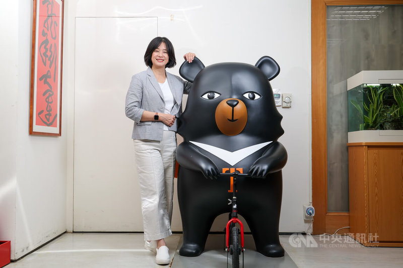 觀光署長陳玉秀日前接受中央社專訪表示,她自己有點像是務實的浪漫主義者,未來想要導入公民合作。中央社記者翁睿坤攝 114年8月24日