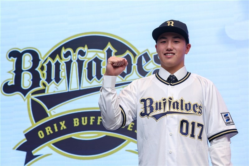 旅日歐力士猛牛隊19歲投手陳睦衡24日二軍中繼登板，投3.1局失1分無關勝敗，飆速152公里。（中央社檔案照片）