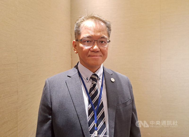 研調機構Omdia於26日舉行「2025 Omdia台灣科技產業研討會」，Omdia顯示研究總經理謝勤益表示，面板廠與品牌商控產、控銷決定面板價格；今年下半年與上半年面板需求大致持平。中央社記者潘智義攝  114年8月26日