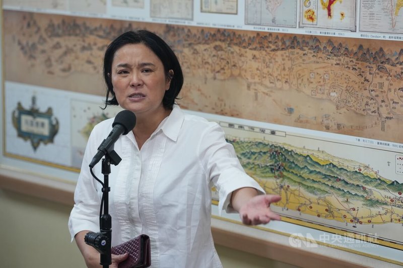 國民黨立委陳玉珍27日在立法院受訪，回應媒體報導核廢料放二膽島的議題。中央社記者徐肇昌攝 114年8月27日