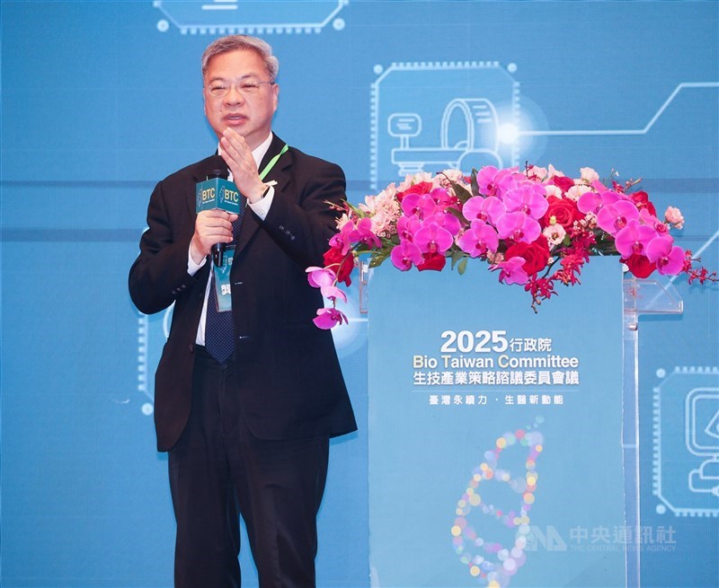 圖為將接任經濟部長的行政院祕書長龔明鑫。 (中央社檔案照片)