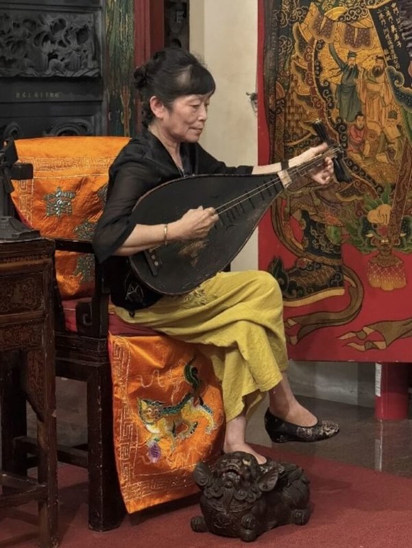 南管音樂是台灣極具代表性傳統表演藝術,台南市文化資產管理處日前公告認定南管藝師陳進財、黃美美(圖)為南管音樂保存者。(台南市政府提供)中央社記者張榮祥台南傳真 114年8月28日