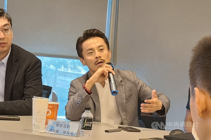 耕耘跨境金融的東聯互動總經理吳侑勳29日出席法說會表示,目前東聯互動主要市場在台灣,未來有望發展國外金融科技業務,並發展海外業者合作。中央社記者何秀玲攝 114年8月29日