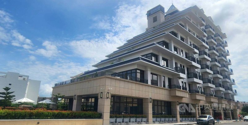 看好澎湖觀光發展,麗寶集團所轄「福容徠旅」插旗澎湖,提供澎湖在地青年就業的機會,並宣布與縣府冬遊澎湖消費券同步加碼500元。中央社 114年9月1日