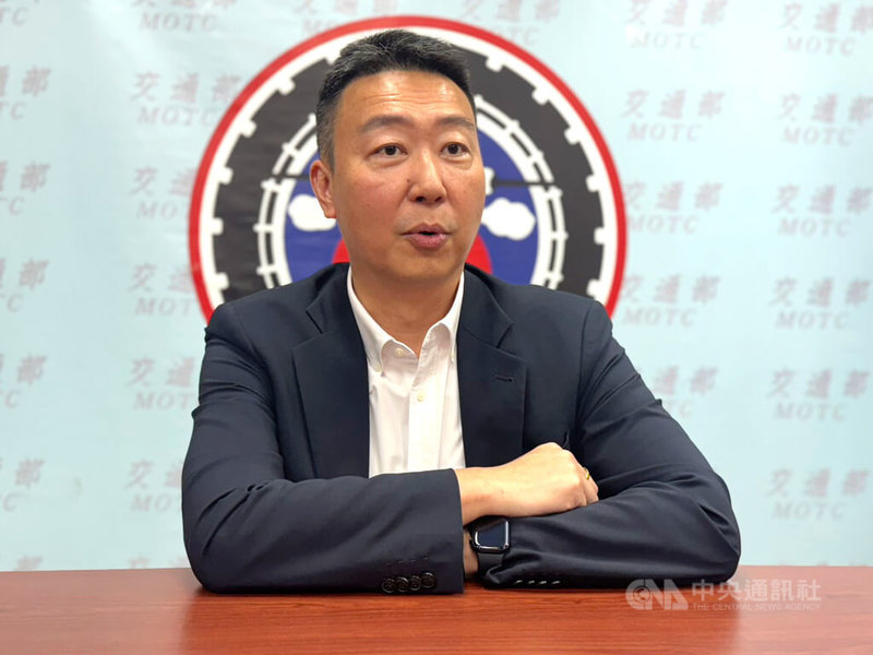 針對教師節等3連假的中南部旅宿訂房率偏低,交通部長陳世凱(圖)2日表示,中南部水災確實影響當地觀光,後續將透過大型活動,吸引旅客前往旅遊,國旅補助則還在討論中。中央社記者余曉涵攝 114年9月2日