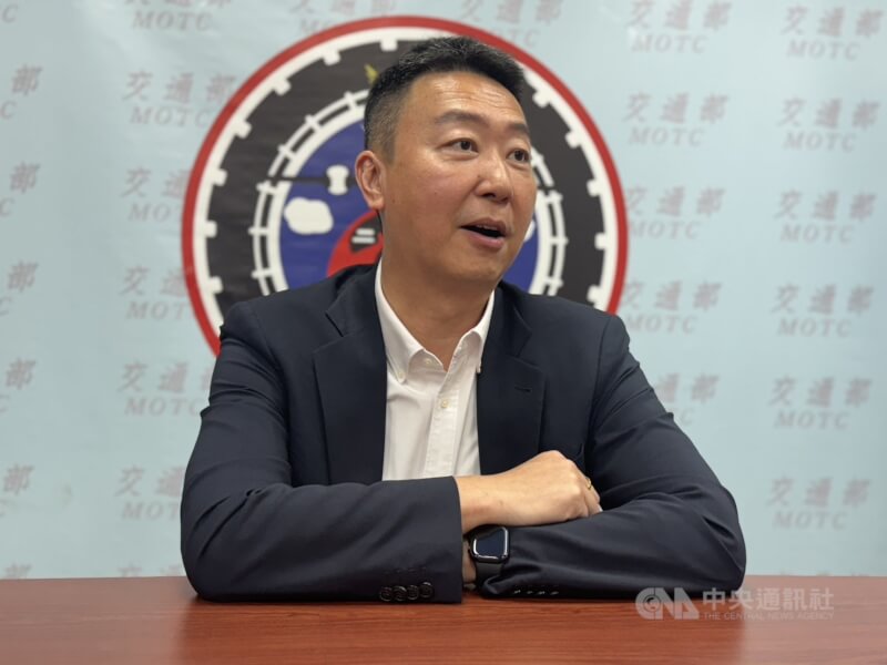 交通部長陳世凱上任滿一週年3日接受媒體聯訪時表示,駕照制度管理方案預計在9月中旬提出。中央社記者余曉涵攝 114年9月3日