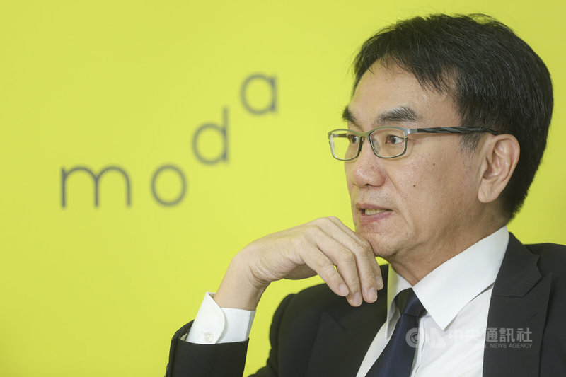 為扶植AI新創企業,數發部已向國發基金爭取百億投資,數發部長林宜敬表示,目前已進入審理階段,將尋找好的投資標的注資,「我最看好的其實是生技醫療衛生產業」。中央社記者鄭清元攝 114年9月5日