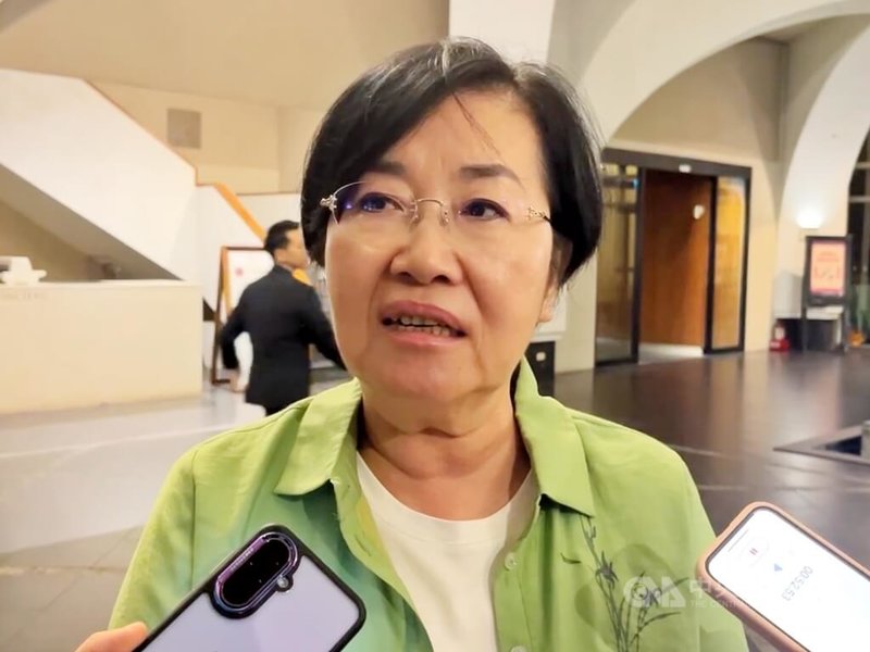 總統賴清德7日與桃園市黨公職座談,民進黨桃園市黨部主任委員黃傅淑香(圖)表示,賴總統會中說明政府民生經濟及青年福利政策,希望黨公職向市民說明。中央社記者吳睿騏桃園攝 114年9月7日