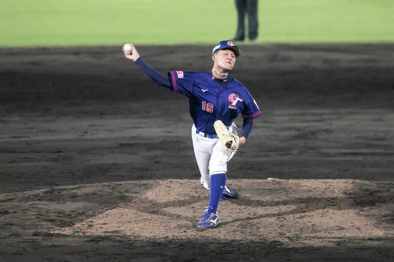 U18世界盃棒球賽台灣隊8日與澳洲交手,將派出右投手王奕翔(圖)先發,搶關鍵第3勝。圖為王奕翔6日出賽畫面。(中華民國棒球協會提供)中央社記者謝靜雯傳真 114年9月7日