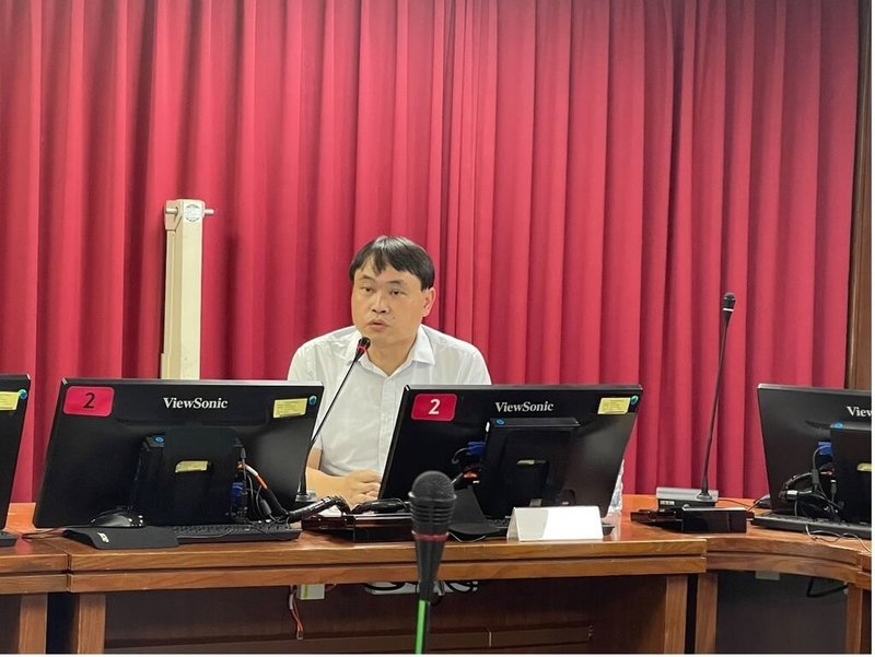 移民署9日表示,為強化公務員法治觀念,特別邀請法學博士李志強及廉政署北部地區調查組科長曾永良(圖)進行座談會,以完善防貪指引內容,維護機關廉能形象。(移民署提供)中央社記者黃麗芸傳真 114年9月9日