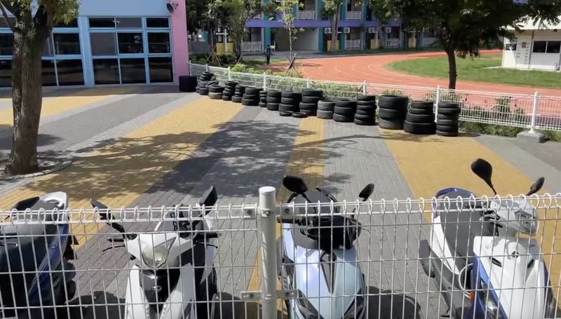 苗栗縣某非營利幼兒園一對家長夫妻日前為接送孩童交通事故與孩子適應狀況處置問題到校會談，揚言「掀掉幼兒園」，其中母親並涉嫌揮拳重擊園長頭部致腦震盪，遭園方報警提告；縣府9日表達嚴厲譴責暴力。（民眾提供）中央社記者管瑞平傳真　114年9月9日