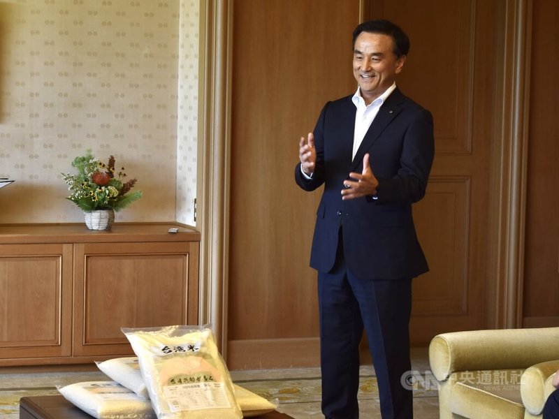 日本山口縣知事村岡嗣政(圖)9日出席白米捐贈儀式指出,感謝台灣慷慨捐贈稻米給山口縣的孩子。中央社記者高華謙攝 114年9月10日
