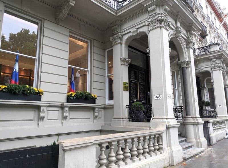 駐英國代表處新館舍面積較原址大2倍有餘,功能更多,反映台英關係日益擴大、多元發展。中央社記者陳韻聿倫敦攝 114年9月11日