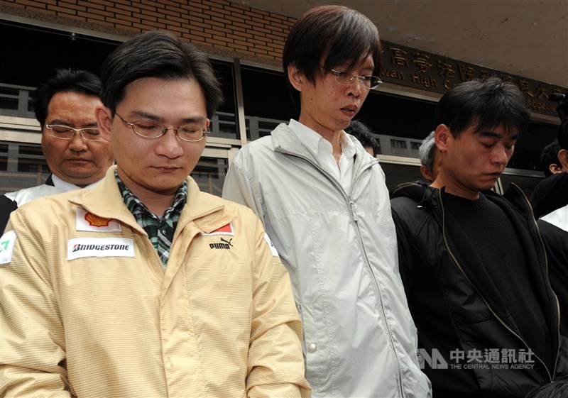 圖為蘇建和（前中）、劉秉郎（前左）、莊林勳（右）。（中央社檔案照片）
