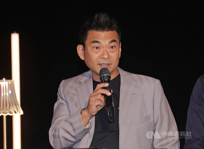 光寶科於2025年迎接成立50週年,公司近期搭上人工智慧(AI)浪潮,董事長宋明峰(圖)13日受訪表示,這波AI浪潮是以顛覆性方式進行,浪來得相當快、要能跟得上,且站在浪頭上必須更努力。中央社記者裴禛攝 114年9月13日