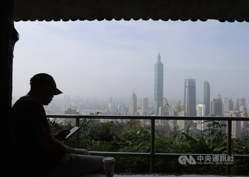 圖為遠眺台北101大樓一景。（中央社檔案照片）