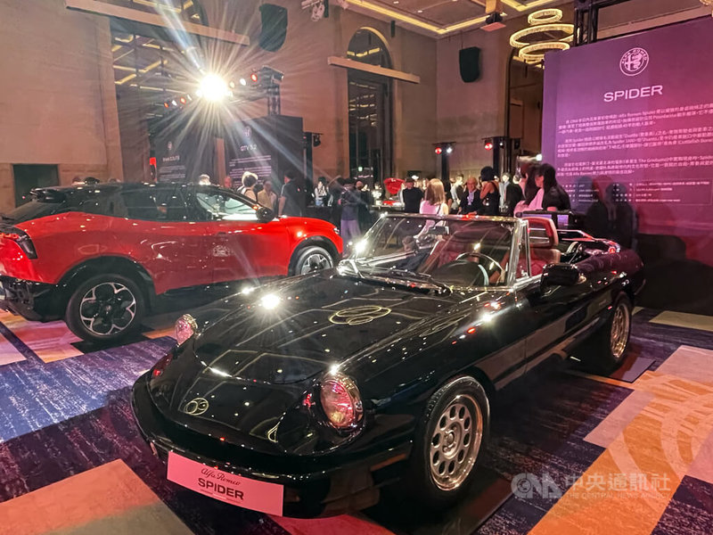 義大利汽車品牌Alfa Rome睽違18年,15日宣布回歸台灣市場,推出多款車種。 中央社記者鍾榮峰攝 114年9月15日