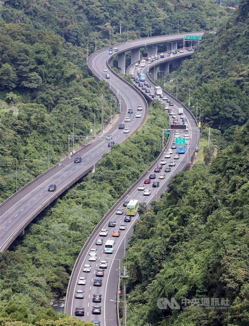連假國道5號恐壅塞。（中央社檔案照片）