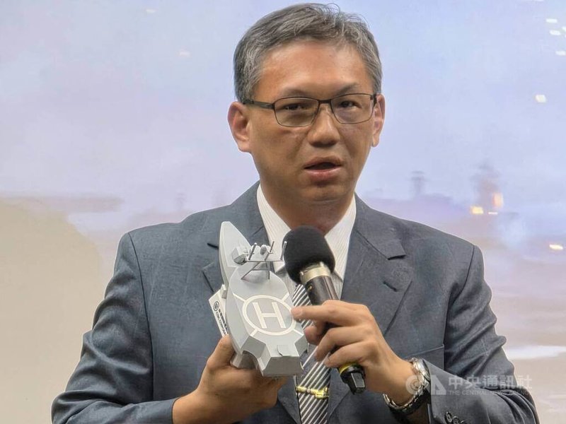 台船新任董事長陳政宏首度與媒體交流,台船自主研發無人船「奮進魔鬼魚」號(Endeavor Manta)亮相,可在國防、救援、離岸風電、執法等領域發揮功能。中央社記者江明晏攝 114年9月17日