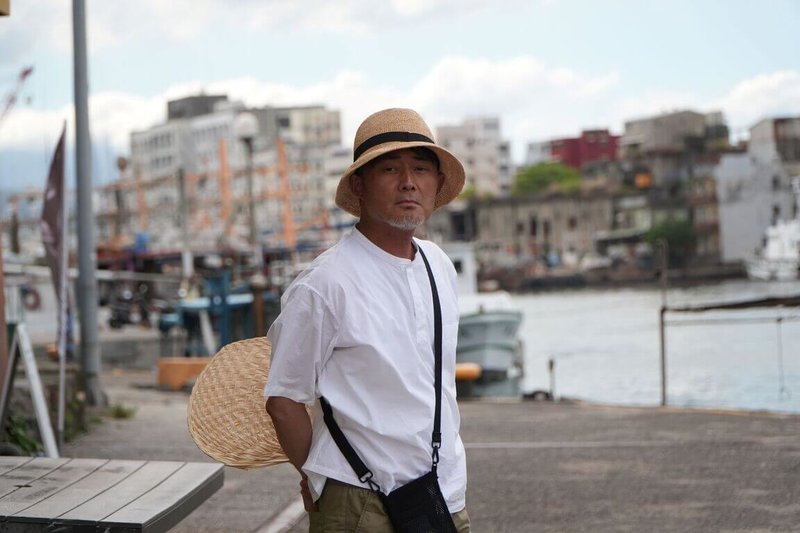 演員江國賓（圖）透露，2個月前發現口腔內突然長出一顆小肉瘤，檢查後才知道年輕時抽菸、嚼檳榔的壞習慣，早已造成口腔黏膜受損，所幸最後確診是良性腫瘤，經切除與清創後無大礙。（三立提供）中央社記者洪素津傳真　114年9月17日