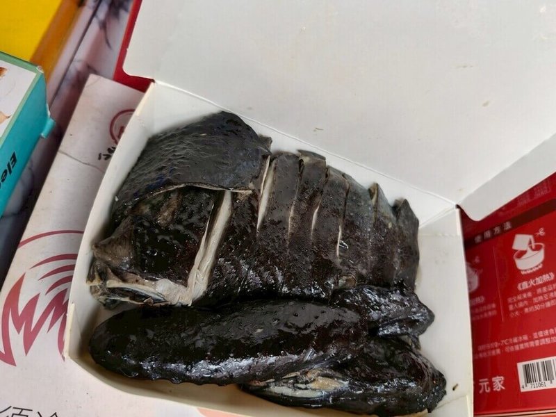 台北市衛生局19日公布攤販即食食品最新抽查結果，48件商品中有1件不合格，為雞掌櫃天母德行店的烏骨雞，被檢出沙門氏桿菌。（台北市衛生局提供）中央社記者陳昱婷傳真　114年9月19日