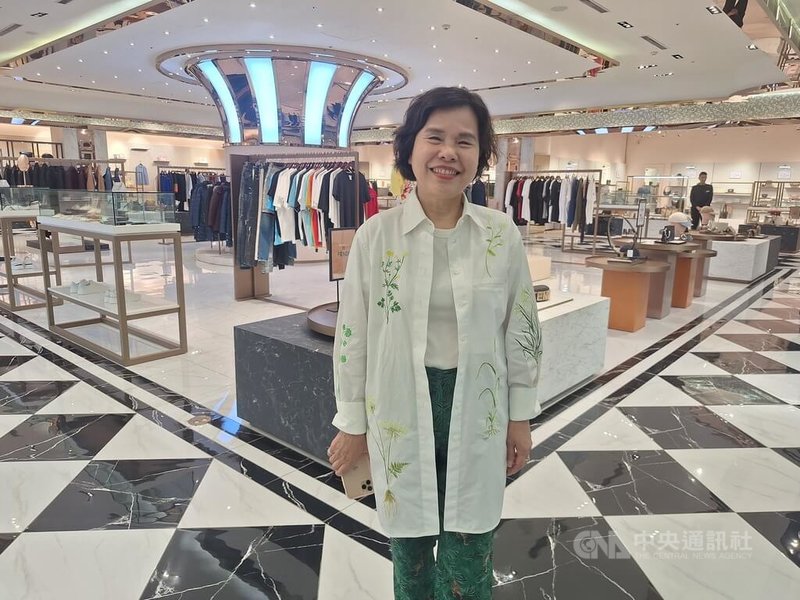 義大開發總經理王香完19日表示,今年高雄義大OUTLET前8個月業績成長5至8%,全年估將可破新台幣50億元大關,年增4.1%。中央社記者何秀玲攝 114年9月19日