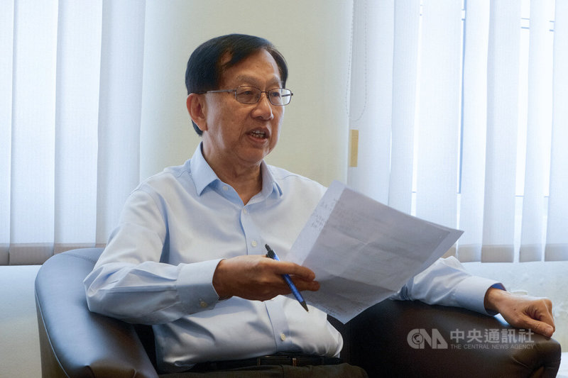馬來西亞華校董事聯合會總會主席陳友信認為,若從文化、社群面來看,大批早期留台校友回國後,在教育、媒體、文化界扮演重要角色,留台情懷影響大馬華人社會甚深。中央社實習記者柯采瑜吉隆坡攝 114年9月20日