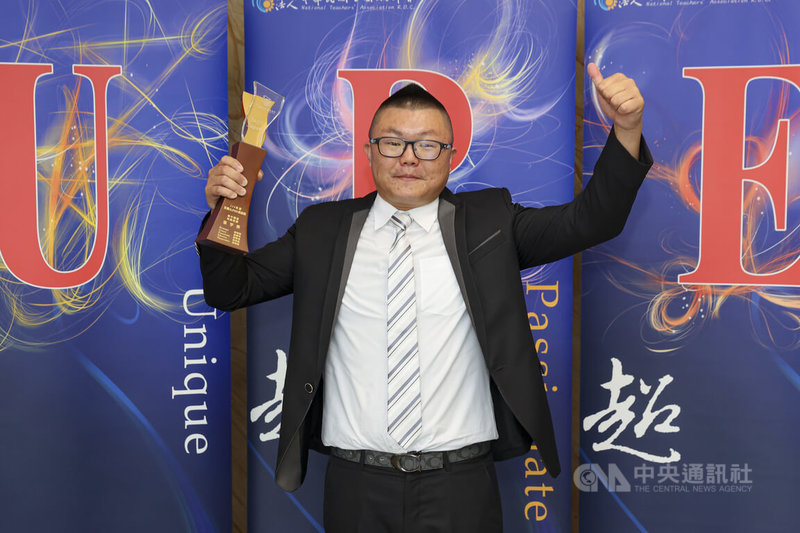 114年度全國SUPER教師獎頒獎典禮20日在台北舉行，國立成功大學附屬台南工業高級中等學校老師張宇泰（圖）榮獲高中職組全國SUPER教師獎。中央社記者鄭清元攝　114年9月20日