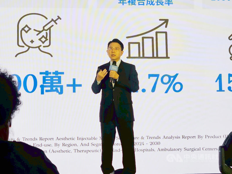 衛福部擬禁止「直美」療程，並限制醫師執刀僅限於大外科領域。中華民國美容醫學醫學會常務理事王修含（圖）22日認為，至少2年一般醫學訓練（PGY）訓練至關重要，甚至應訂更嚴格條件。中央社記者陳婕翎攝 114年9月22日