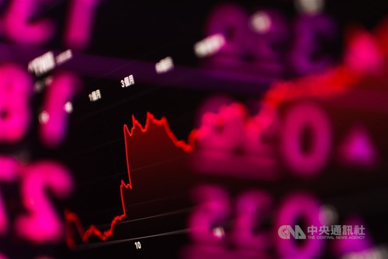 圖為台北股市。 （中央社檔案照片）