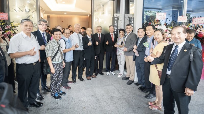 北科大「隆玉科技大樓」於22日揭牌，由創新育成中心及進修部推廣教育中心進駐，將作為產學培育與終身學習的嶄新基地。（北科大提供）中央社記者許秩維傳真 114年9月23日