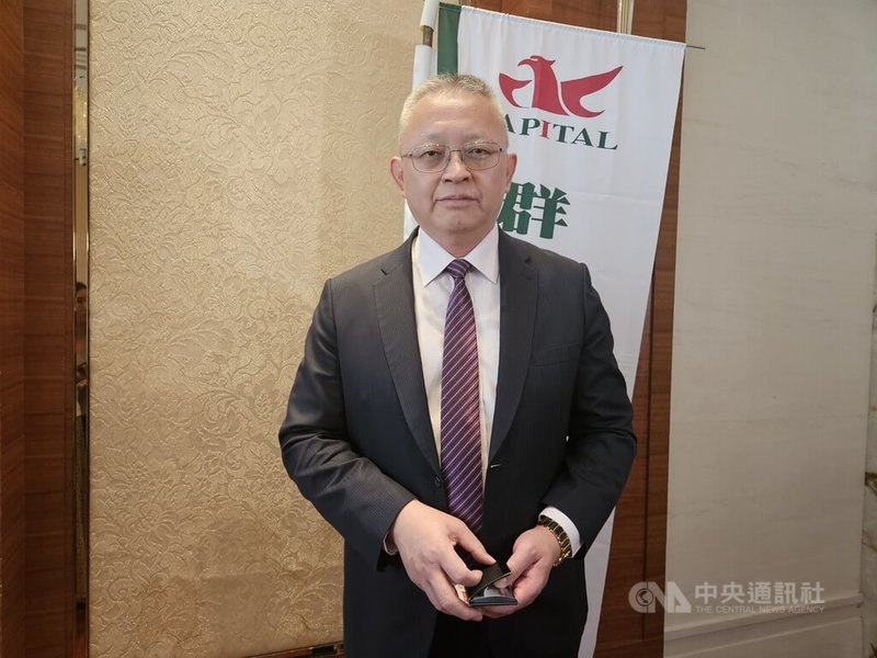 群益投顧總經理范振鴻出席第4季投資展望說明會，認為台積電明、後年業績成長趨勢確立，目前台積電占台股權重高達4成，將帶領指數長期向上。中央社記者曾仁凱攝　114年9月24日