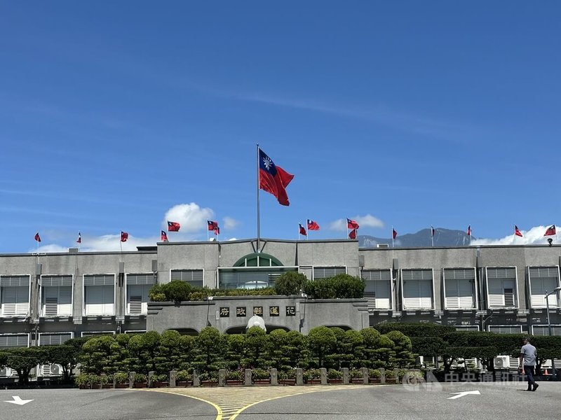花蓮縣政府發布澄清稿表示，部分媒體及網傳「林保署9次示警、花蓮縣政府延誤撤離」訊息，並非事實，是累計續報，籲勿散播謠言或操弄政治風向。中央社記者李先鳳攝　114年9月25日