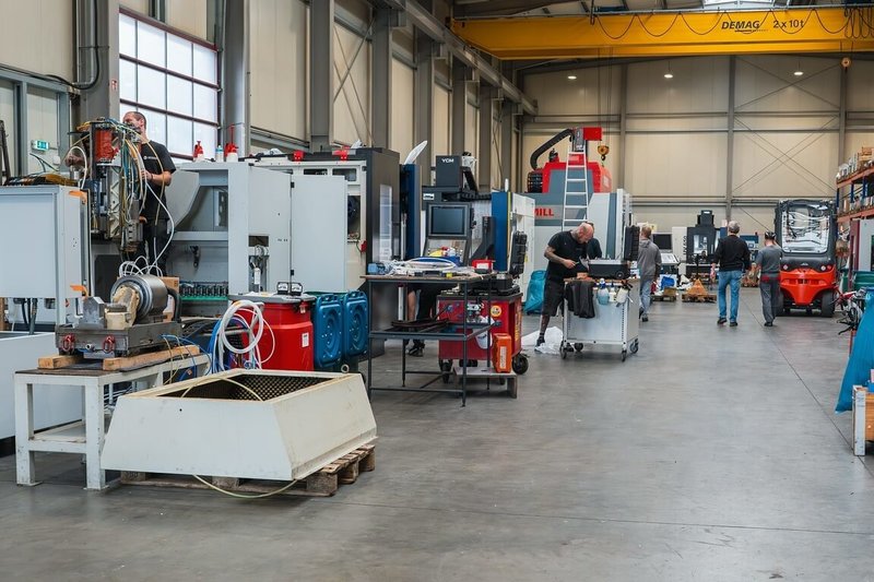 台灣工具機廠商與代理商德國虎特曼工具機合作,在漢諾威舉辦「廠內展」,強化顧客服務體驗,搶攻歐洲市場。(Hüttmann Werkzeugmaschinen提供)中央社記者林尚縈漢諾威傳真 114年9月26日