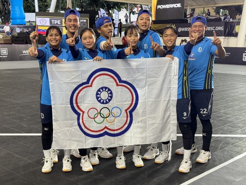 U18世界盃5人制棒球賽台灣隊（圖）27日先後擊敗日本與委內瑞拉，隊史首度闖進冠軍賽，將與上屆冠軍古巴爭冠。（中華民國棒球協會提供）中央社　114年9月27日