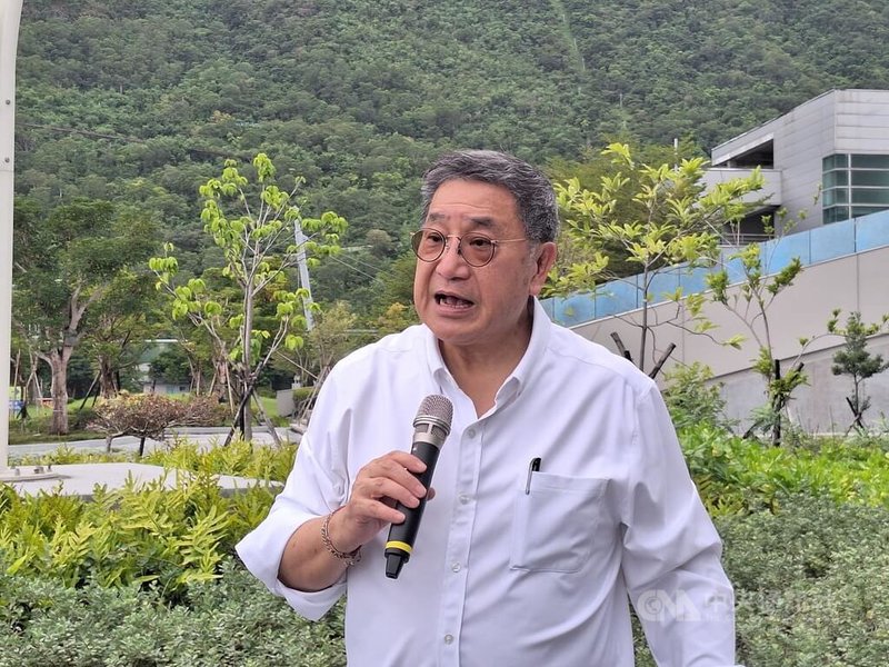台泥董事長張安平27日指出，財政部關務署今年7月底對越南卜特蘭水泥課反傾銷稅，8月起出現「移轉效應」，印尼水泥反而成長，他呼籲政府正視進口零關稅、免碳費的不公平競爭。中央社記者何秀玲攝　114年9月27日