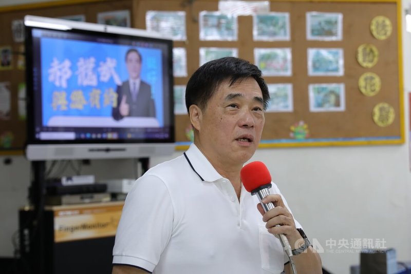 國民黨主席選舉10月18日投開票,候選人郝龍斌(圖)29日到高雄市左營區果貿社區活動中心出席座談會。中央社記者張已亷攝 114年9月29日