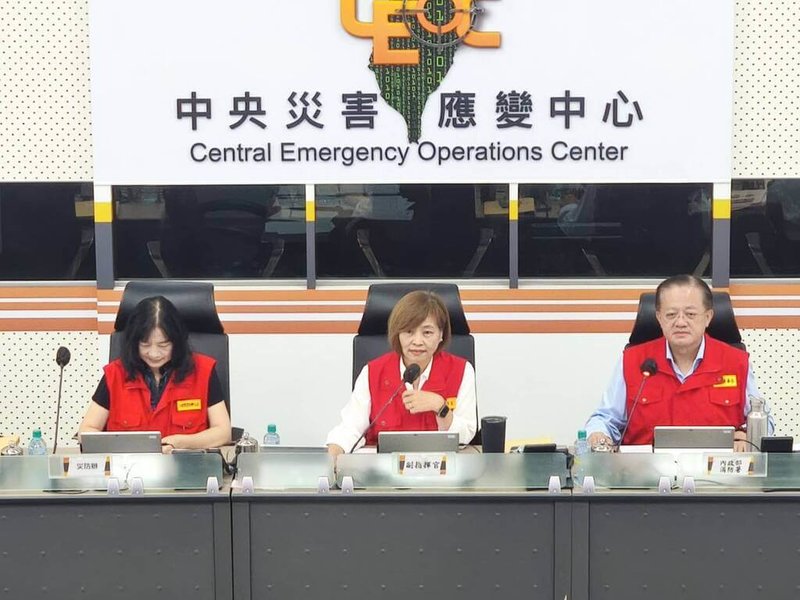 中央災害應變中心30日表示，花蓮馬太鞍溪堰塞湖溢流釀災，共釀18死、6失聯、121傷，災區仍有1606戶需清淤，預定中秋連假前完成第一階段工作。（中央災害應變中心提供）中央社記者黃麗芸傳真　114年9月30日