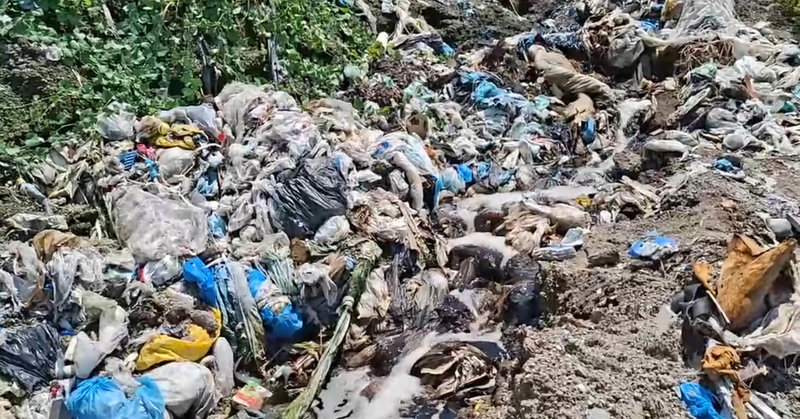 台中市大里掩埋場堆置34萬噸垃圾引發討論。市長盧秀燕30日表示，文山焚化爐已發包成功，在新的焚化爐完成前，這只是暫時性的、周轉的情況，垃圾不是滿山滿谷亂丟，她保證「垃圾會越來越少」。（民眾提供）中央社記者趙麗妍傳真　114年9月30日