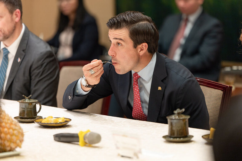 副總統蕭美琴1日接見美國農業部貿易及對外農業事務次長林德柏格(Luke Lindberg)(圖)。(總統府提供)中央社記者葉素萍傳真 114年10月1日