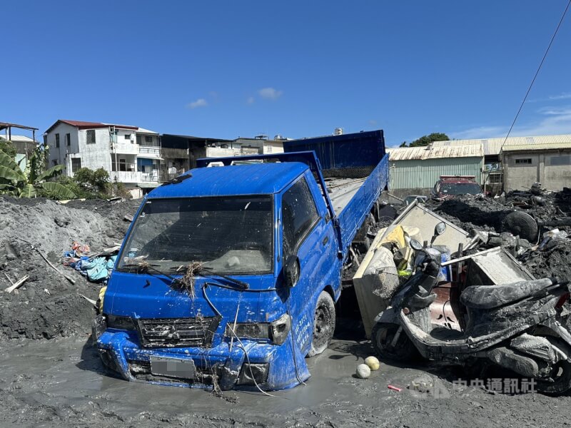花蓮馬太鞍溪堰塞湖溢流重創花蓮光復鄉，政院將以「丹娜絲颱風及728豪雨災後復原重建」特別條例處理相關災損補助與重建經費。圖為光復市區災後滿目瘡痍。（中央社檔案照片）