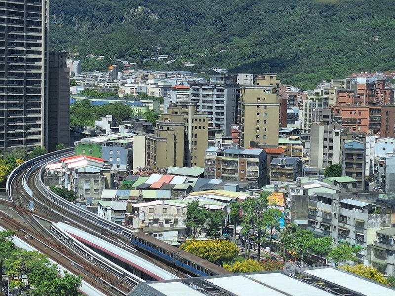 鄉林3日宣布,位於北投區復興崗新建案宣布開賣。圖為北投街景。中央社記者何秀玲攝 114年10月3日