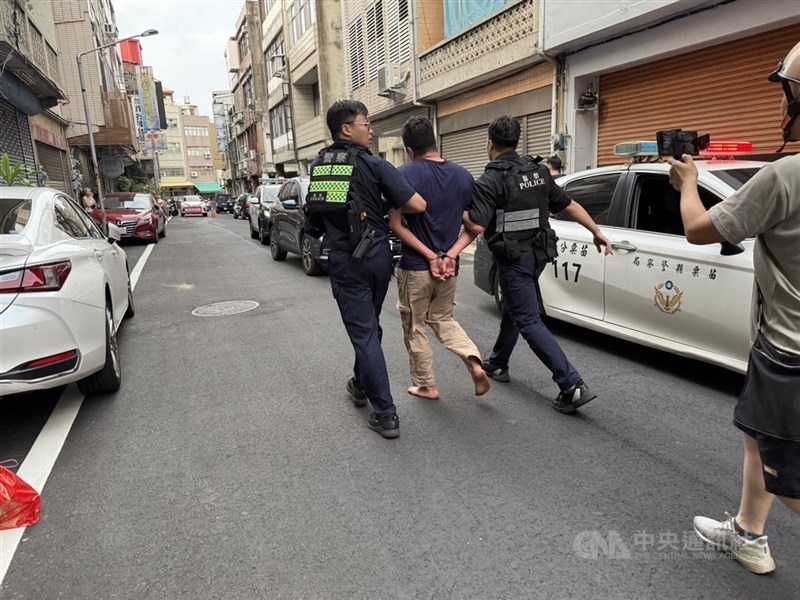 邱姓男子2日下午在苗栗縣苗栗市中正路不明原因持刀攻擊路人，造成3人受傷。（中央社檔案照片）