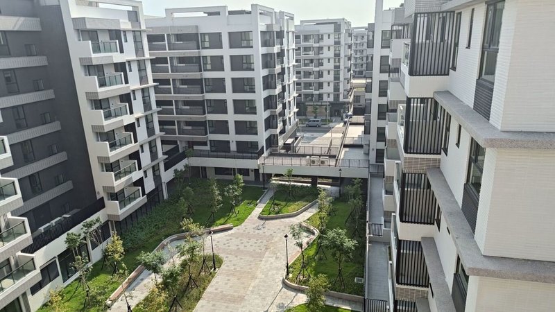 桃園航空城安置住宅共有1411配售戶,桃園市政府住宅發展處5日表示,統計截至9月底已完成1405戶的初驗,市府目前積極安排複驗工作,交屋進度持續推進中,以115年1月全面交屋為目標。(桃園市政府住宅發展處提供)中央社記者吳睿騏桃園傳真 114年10月5日