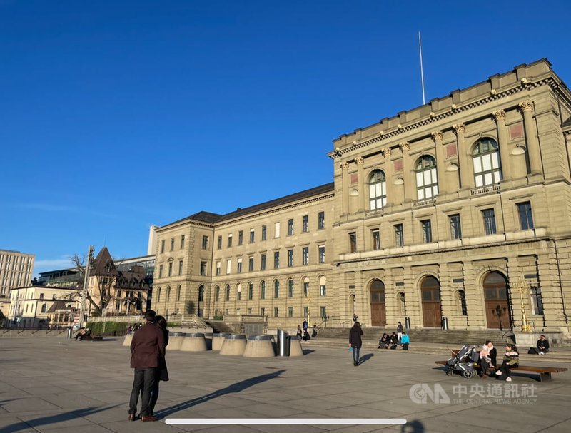 瑞士高等學府強化防滲透措施，圖為蘇黎世聯邦理工學院（ETH Zürich），該校為世界首屈一指的理工大學，在工程與技術、自然科學及建築學等領域享有極高的國際聲譽，被譽為歐陸第一名校。中央社記者郭芳君蘇黎世攝　114年10月6日