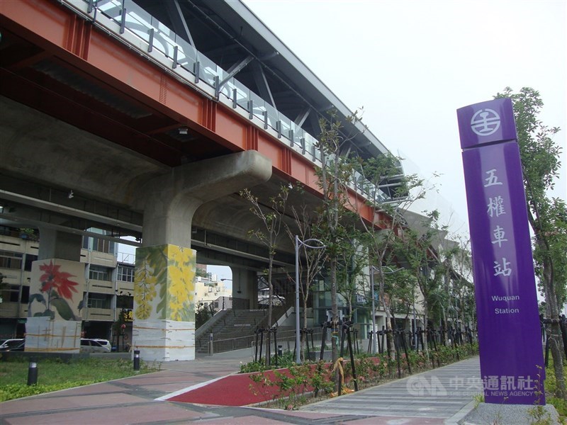 台鐵台中五權站員疑遭推落月台。（中央社檔案照片）