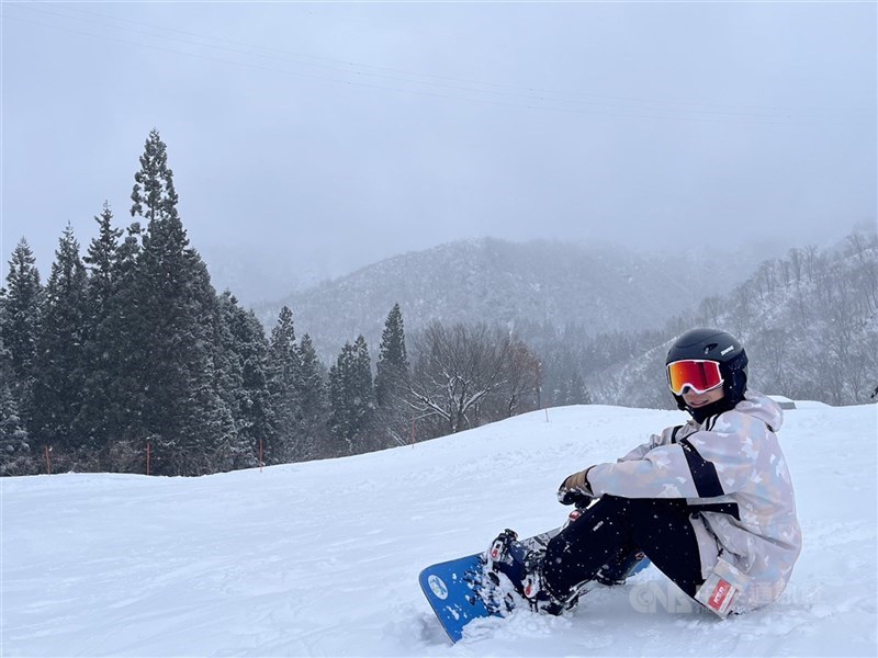 滑雪行程夯,旅客提前布局。(中央社檔案照片)