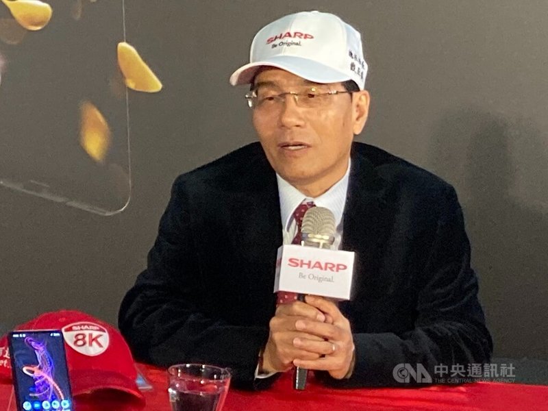 前夏普會長戴正吳向鴻海及創辦人郭台銘追討獎勵金合約新台幣6億元訴訟未解，鴻海7日表示，一貫秉持合法合規，此案已進入訴訟程序，集團將不再就細節進行評論。圖為時任夏普會長的戴正吳。中央社記者鍾榮峰攝　114年10月7日