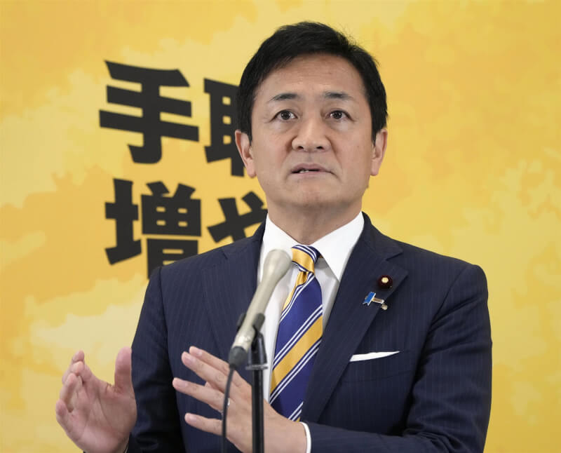 日本在野黨國民民主黨代表玉木雄一郎於社群媒體強調,他將在首相指名選舉中投給自己,並兩度表示「我已經做好擔任日本首相的決心」,此言一出立即引發熱議。(共同社)