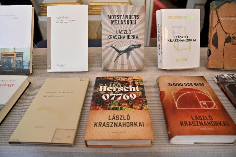 卡撒茲納霍凱2021年出版長篇小說 「07769之境」。(TT News Agency/Henrik Montgomery via 路透社)